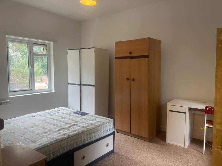 Beautiful spacious 1 bed flat in a prime location Nottingham, Nottinghamshire £940pm@NG7 2EB
