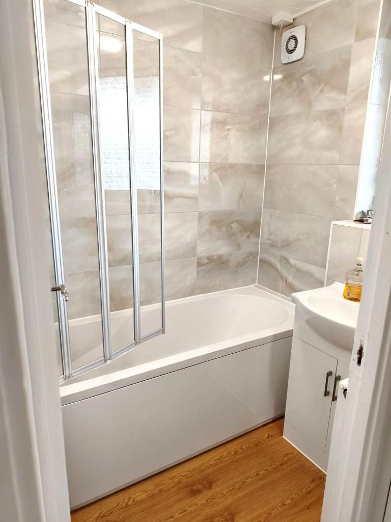 Newly refurbished two bed maisonette at Clayhall, Ilford (IG5 0SY)