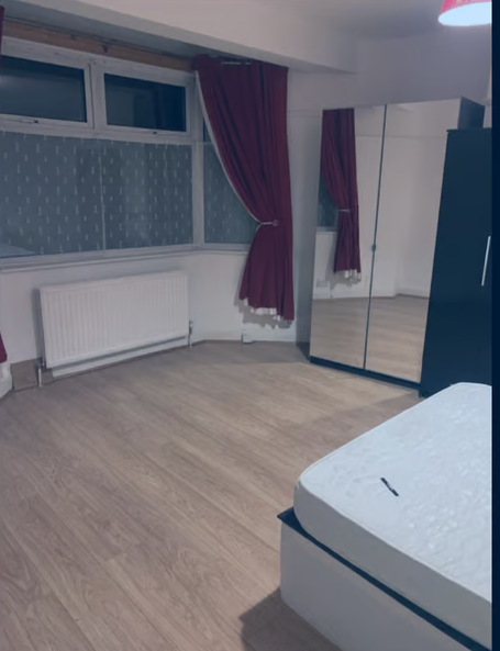 Spacious Shared Accommodation Available – AL3 4GG