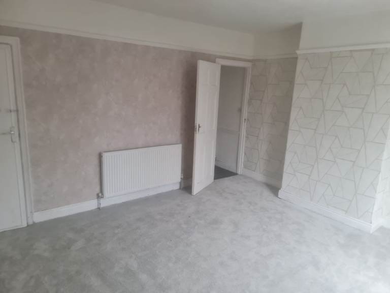 4 bedroom house to let Duckworth terrace, Bradford (BD9 5HH)