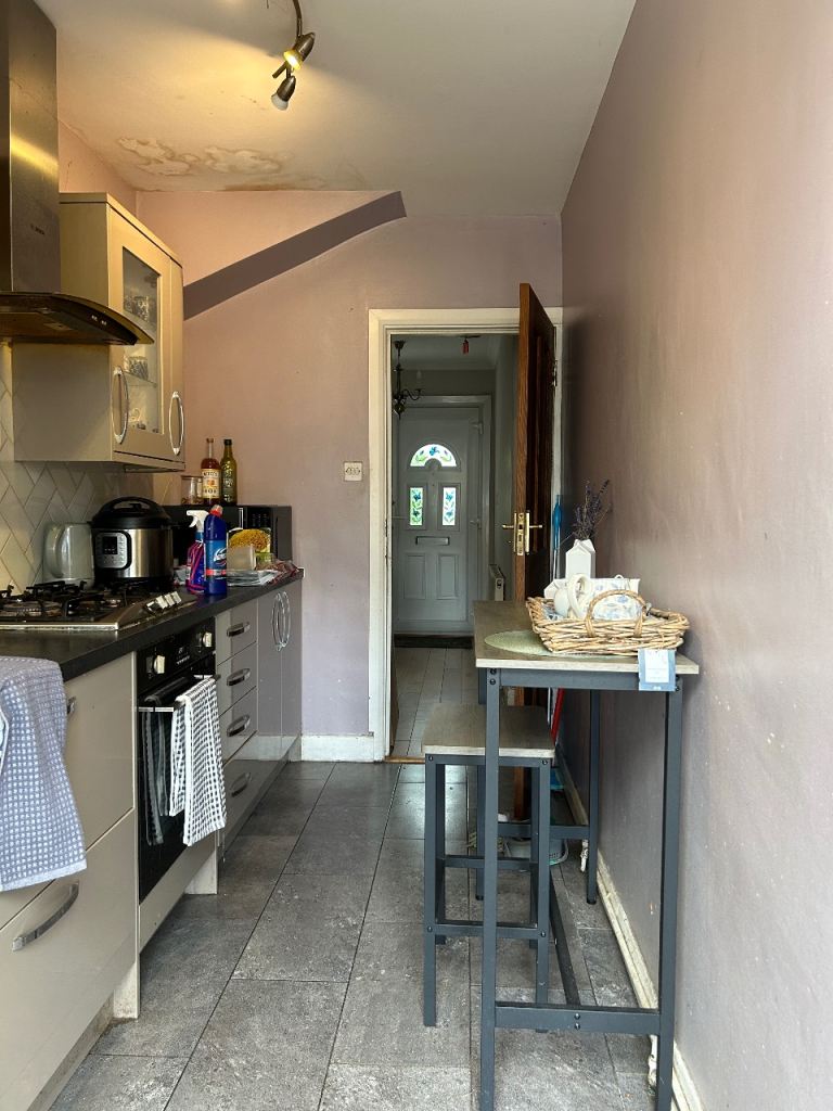 🌸 Beautiful Double Room to Let – South Harrow (HA2 9BT)