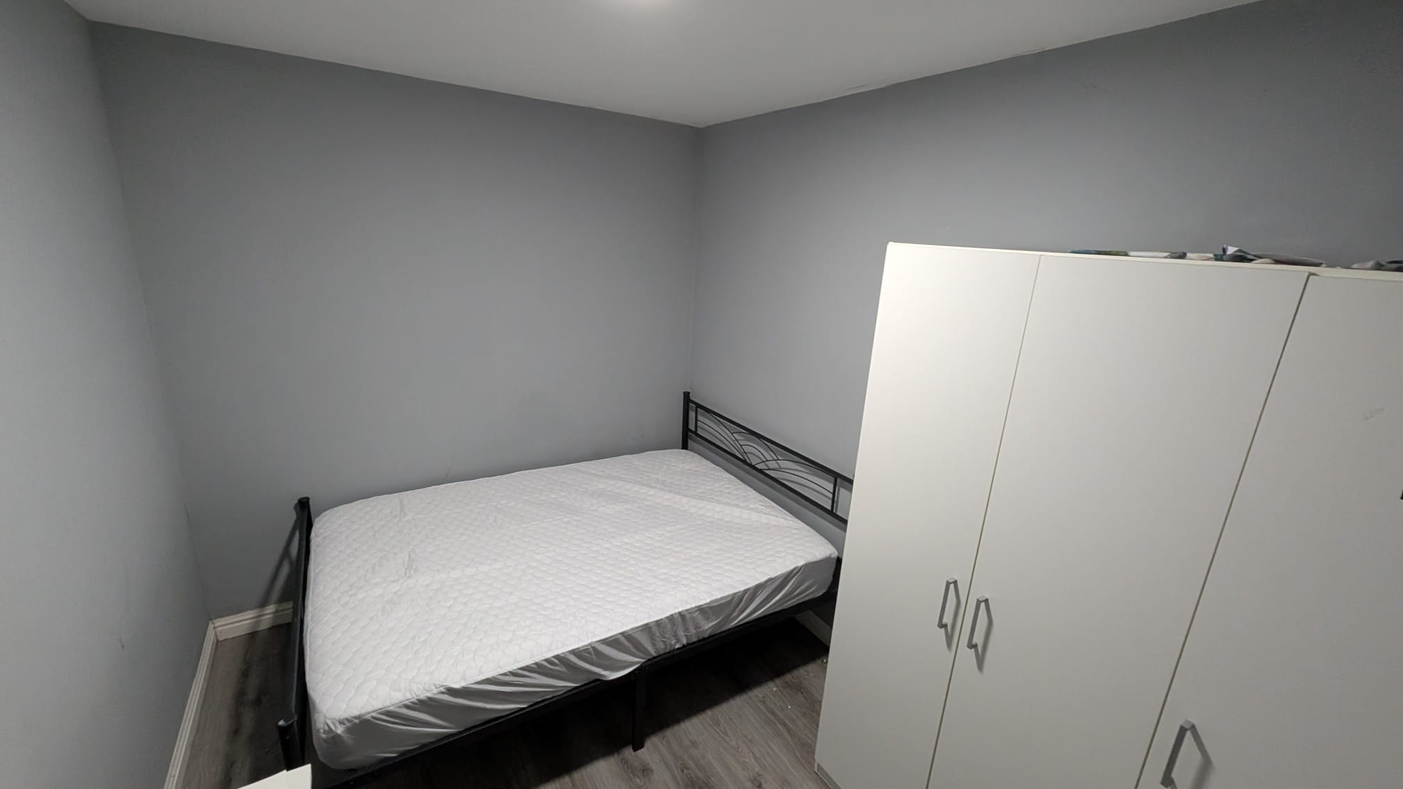 Double room for a female in a 2-bed flat in Rusholme M14 7WB
