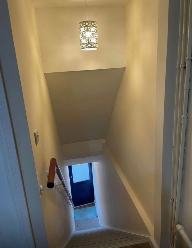 Double bedroom available in fully furnished property (UB1 1JR)