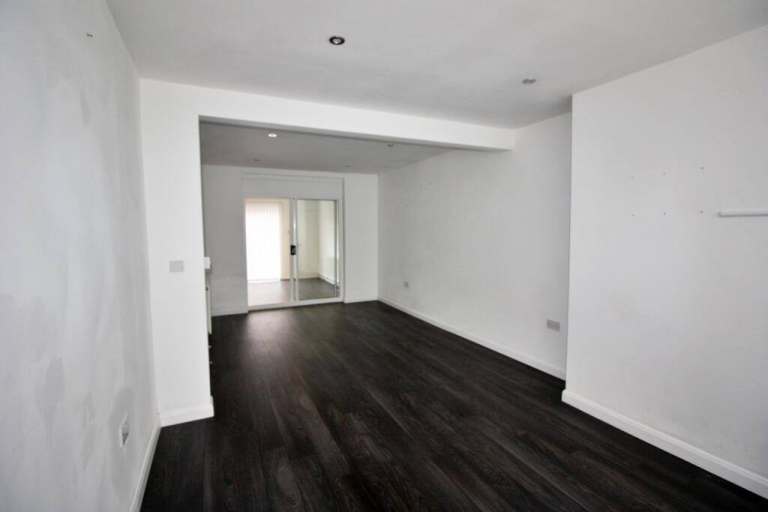Excellent condition 3 Bedroom House to Rent – Alfall Road, Coventry – £1,350 PCM (CV2 3GF)