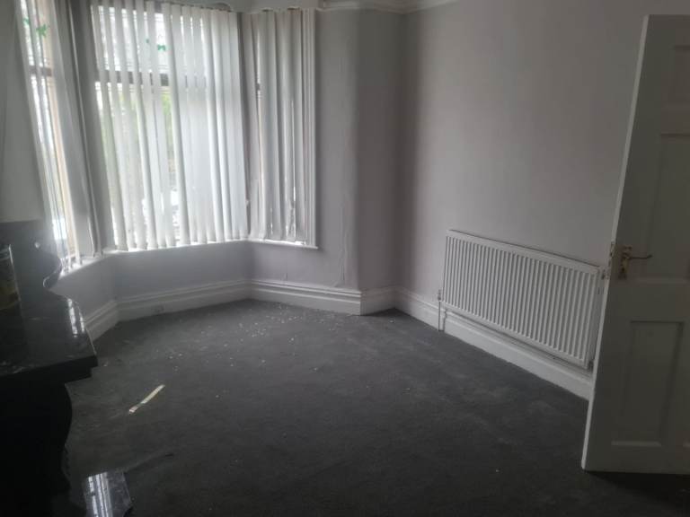 4 bedroom house to let Duckworth terrace, Bradford (BD9 5HH)