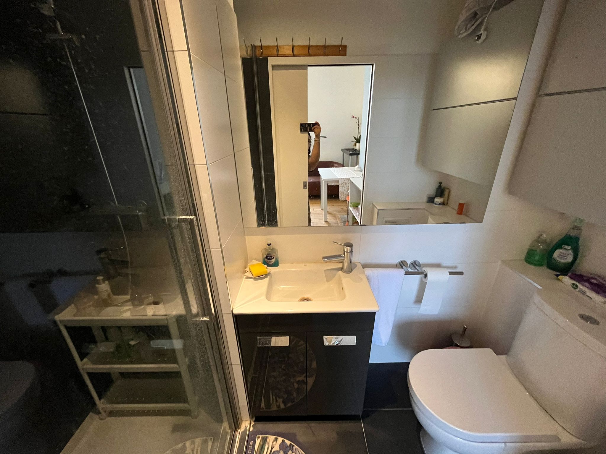 Three Self-Contained Studios – Upper Street, Islington, London (N1 2XQ)