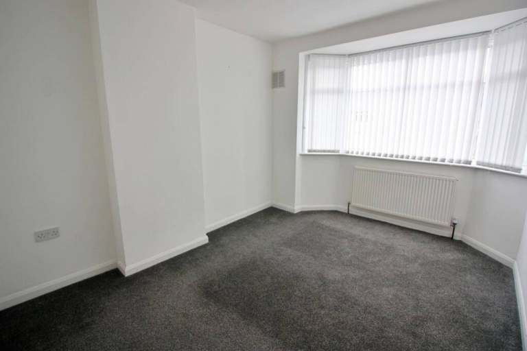 Excellent condition 3 Bedroom House to Rent – Alfall Road, Coventry – £1,350 PCM (CV2 3GF)