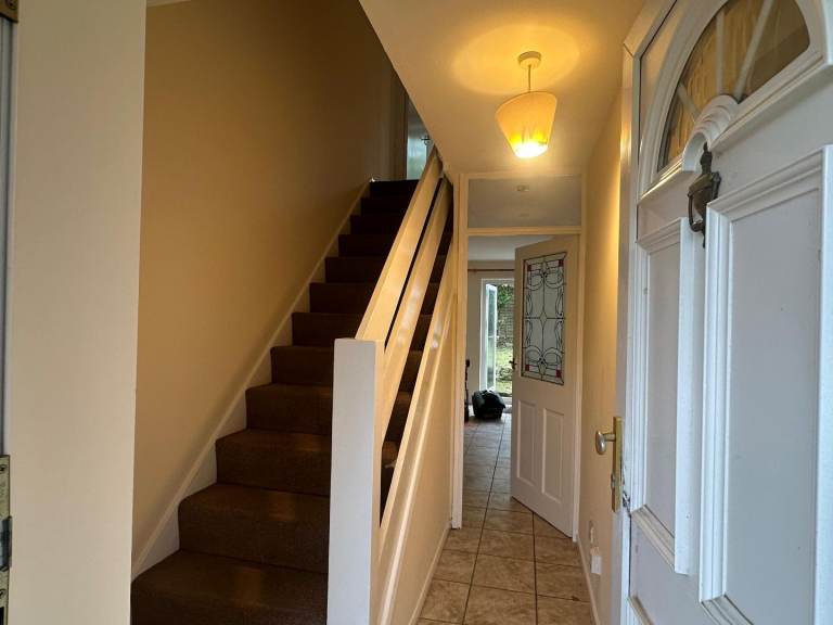 🏡 Newly Refurbished Double Room in Milton Keynes, MK13 7NB | £600 PCM | Students & Professionals Welcome