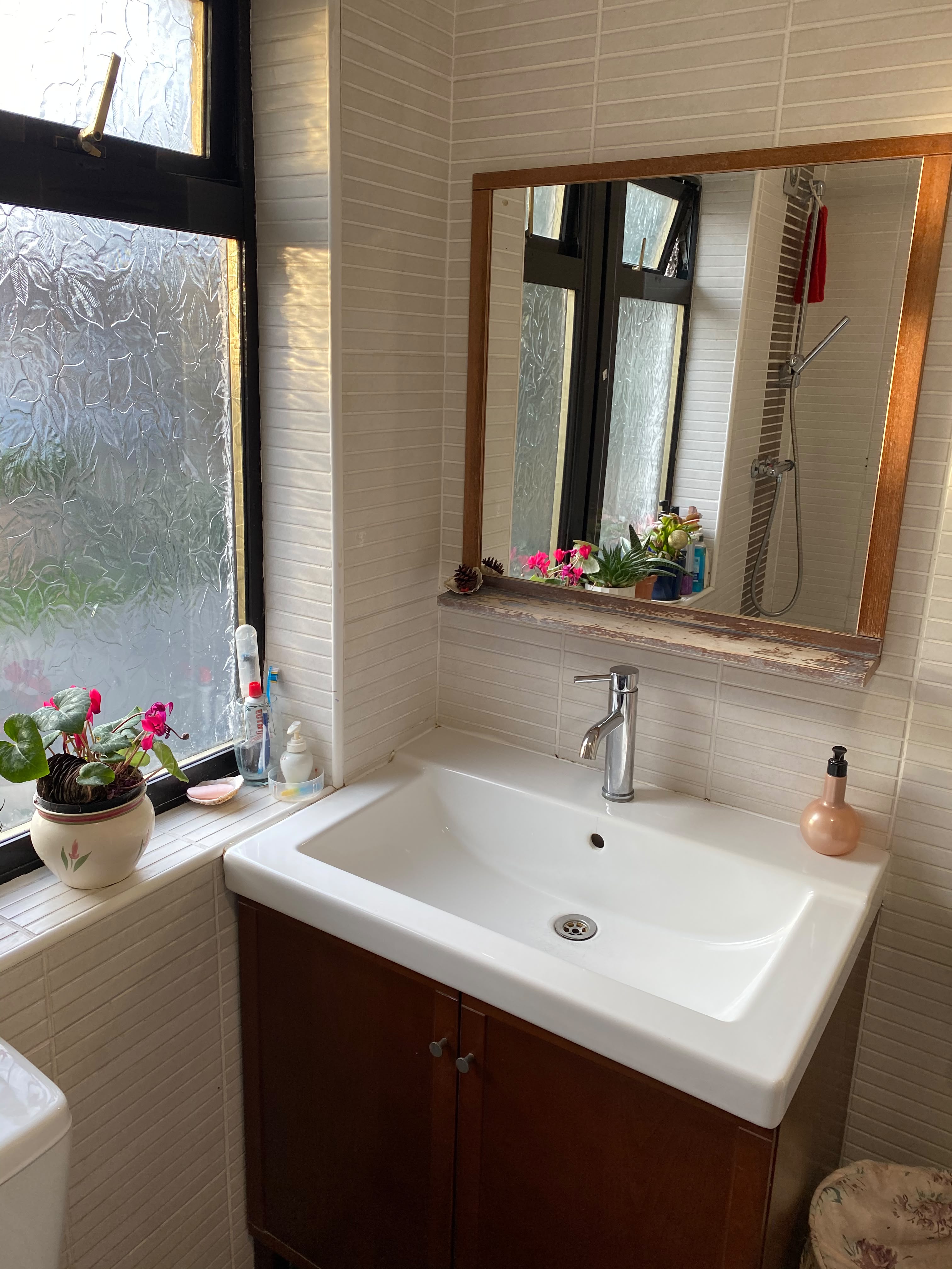 🏡 LUXURIOUS LARGE EN-SUITE ROOM Female accommodation | E17 8JE