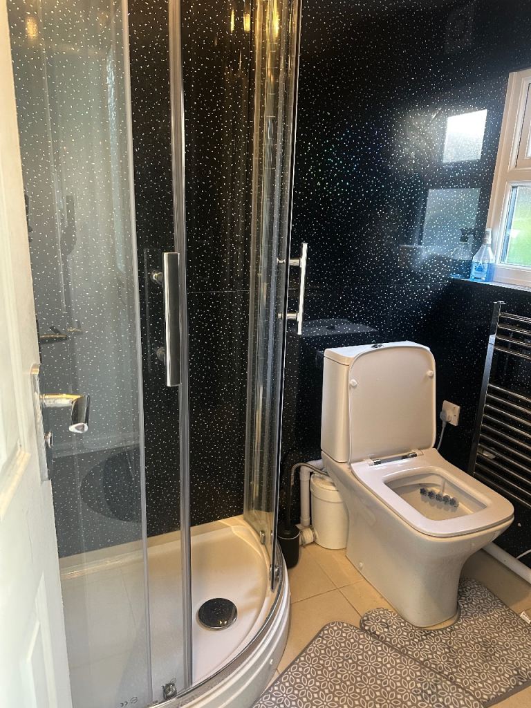 Furnished Cosy Double Room Off Long Riding SS14