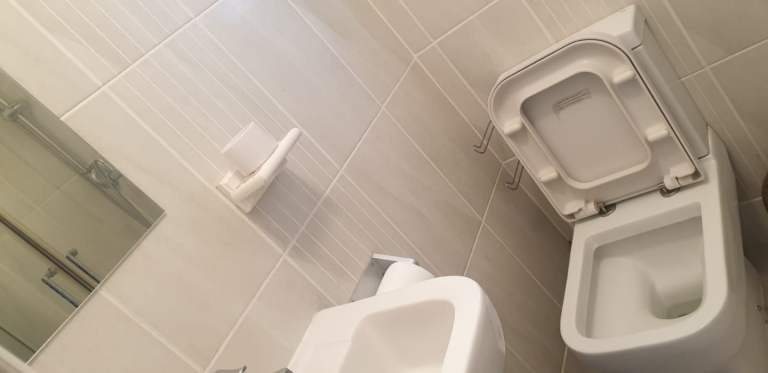 Studio Apartment with Wifi and all bills included (CV3)