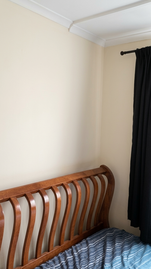 Cozy double room for a South asian female at Mansell st, White Chapel (E1 8AB)