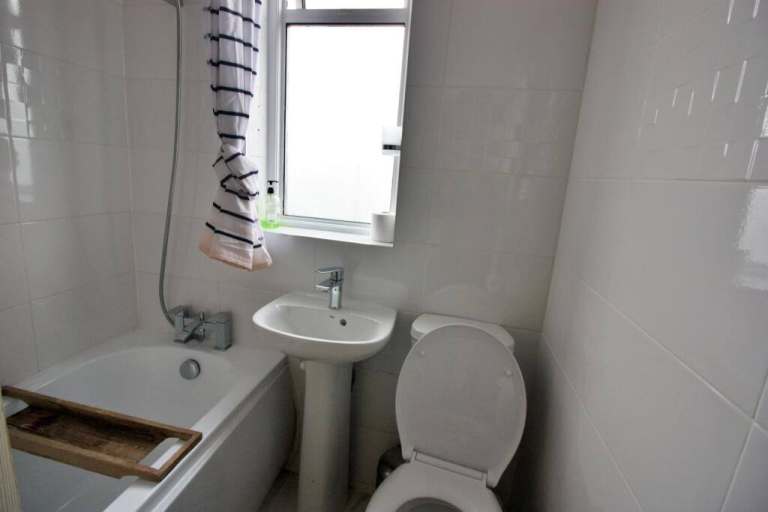 Excellent condition 3 Bedroom House to Rent – Alfall Road, Coventry – £1,350 PCM (CV2 3GF)