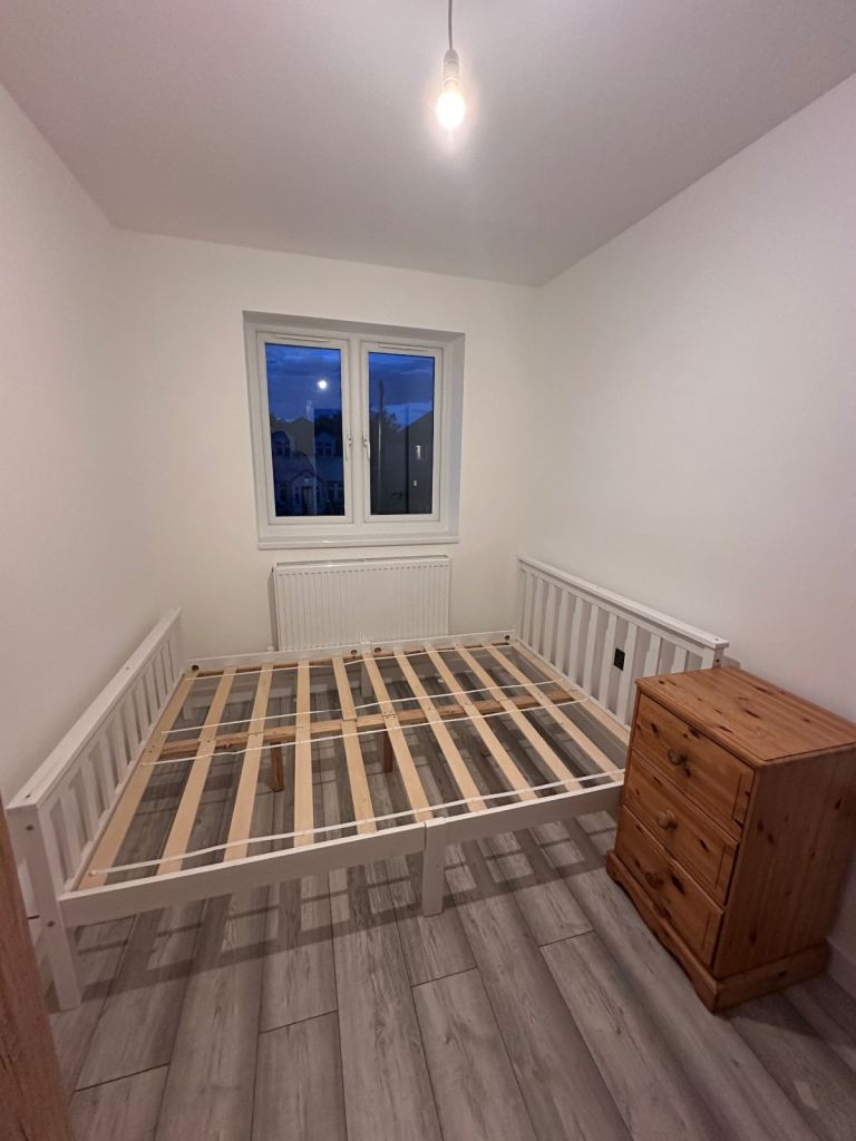 Double room for rent £650 pcm at Frederick Rd, Rainham (RM13 8NS)