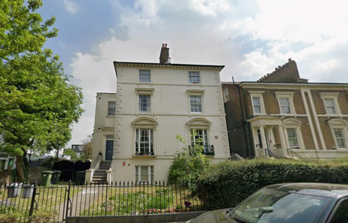 Newly Refurbished Double Room in Sydenham – £999pcm | Great Transport Links! 🏡(SE26 4EQ)