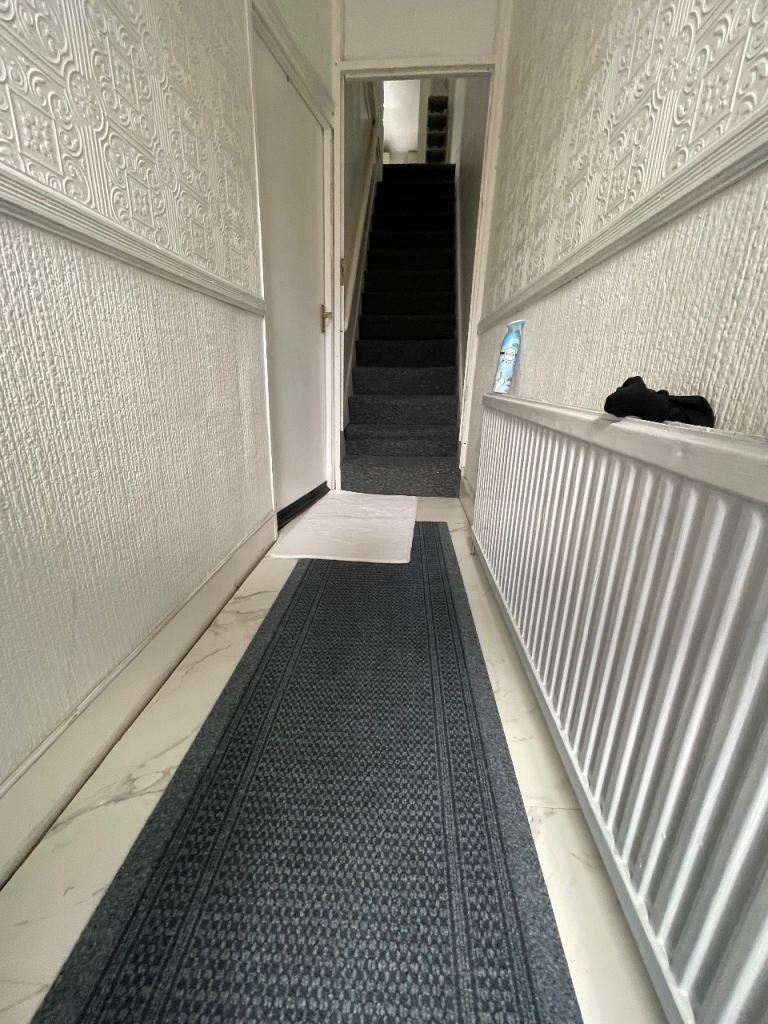 Very clean and massive Double Room in Manor Park E12 5PN