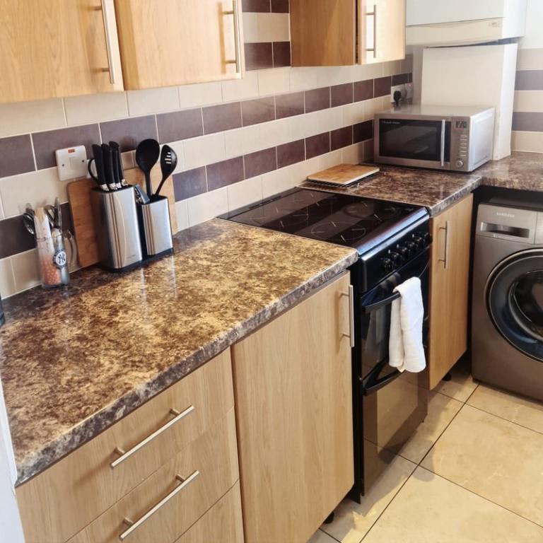 Studio to Let - Central Harrow (HA1 1SZ)