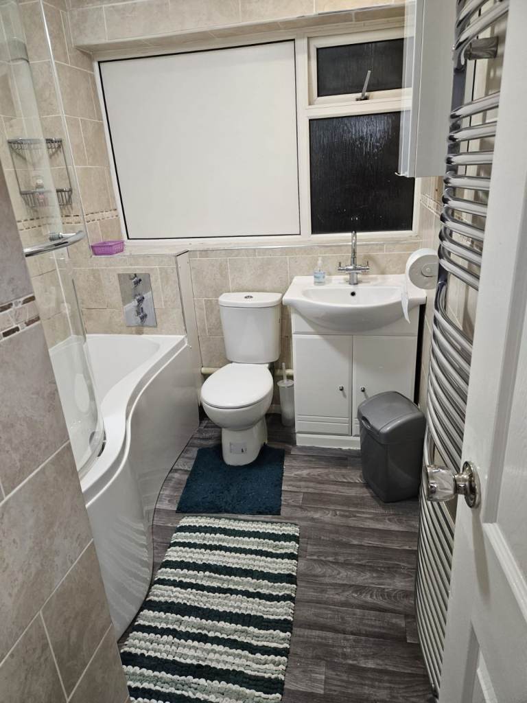 Spacious Double Room to Rent – (B23 7TJ)