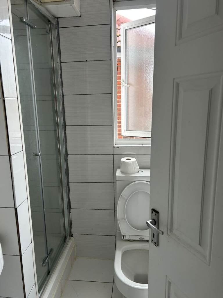 Studio apartment to Let Wembley, HA9 6RP.