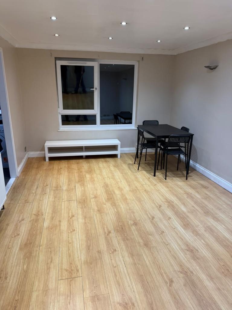 One Bedroom Maisonette Available for rent (UB8 2PZ)