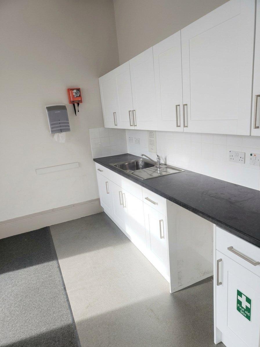 5 BEAUTIFULL £800 monthly SPACIOUS DOUBLE ROOMS TO LET  LIETH EDINBURGH (EH6 6PU)