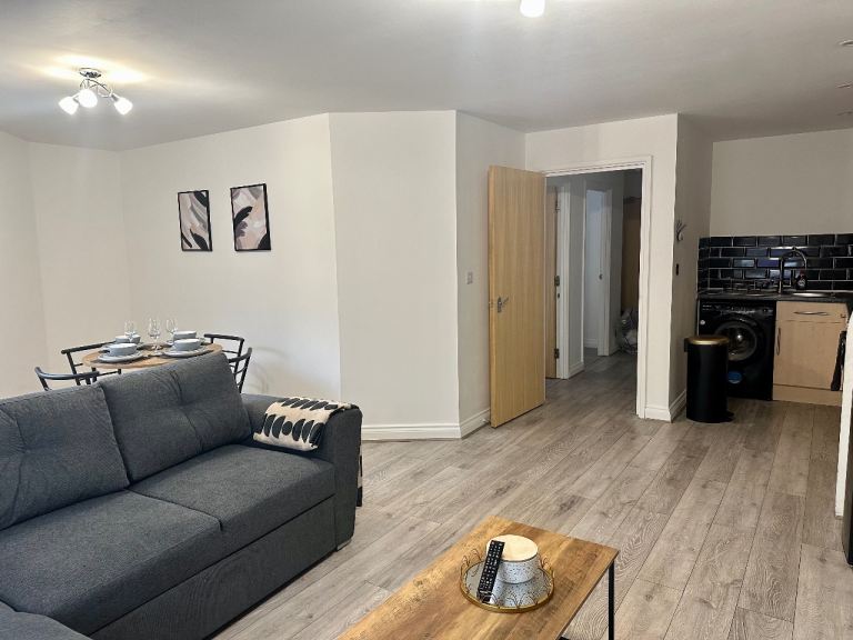2-BEDROOM FLAT TO RENT – SOUTHSEA, PORTSMOUTH PO5 3DG 🌊