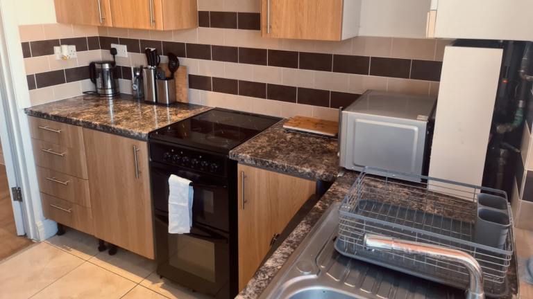 Studio to Let - Central Harrow (HA1 1SZ)