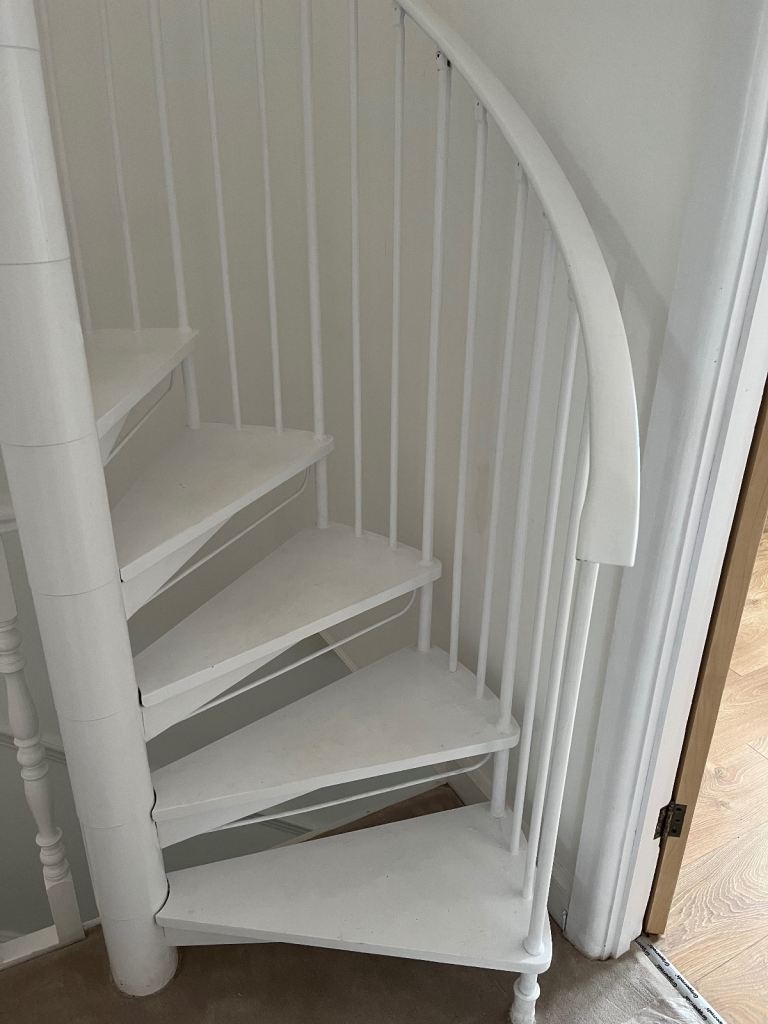 🏡 Modern En-Suite Double Room in Barking | £850 PCM | Bills Inclusive Single-female IG11 9AF