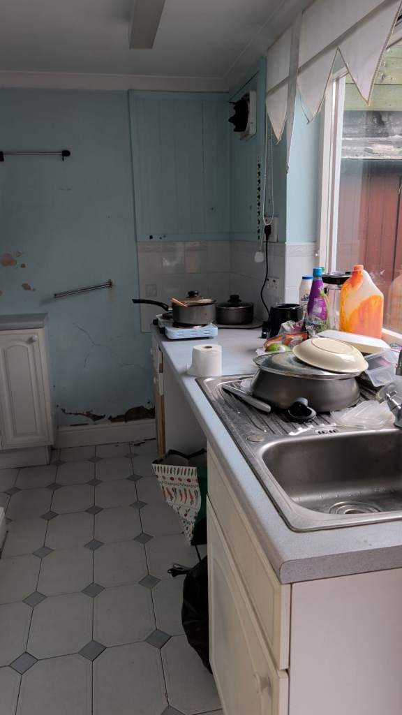 🏡 £750 PCM – Fully Furnished 1-Bedroom Terraced House | Bills Included | NE21 4AH