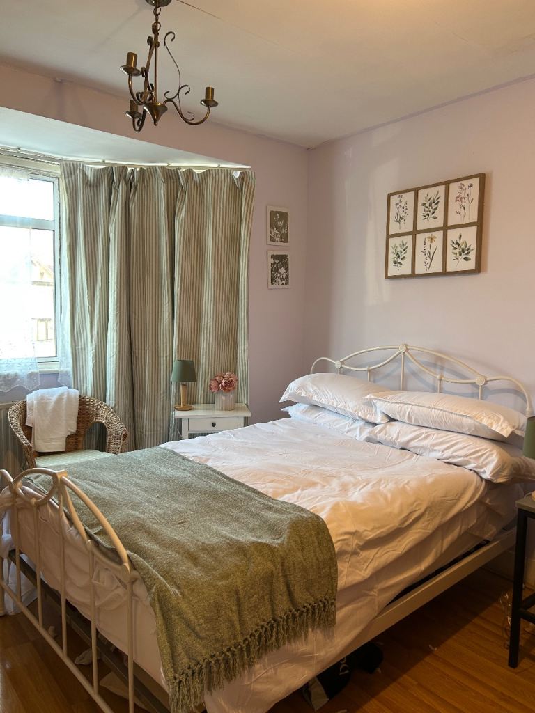 🌸 Beautiful Double Room to Let – South Harrow (HA2 9BT)