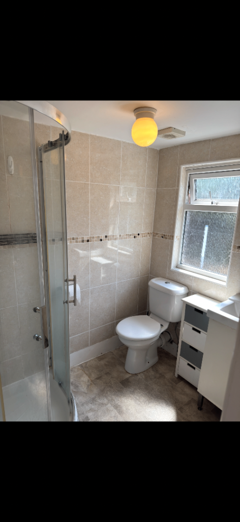 🏡 LUXURIOUS LARGE EN-SUITE ROOM | E17 8JE | ALL BILLS INCLUDED