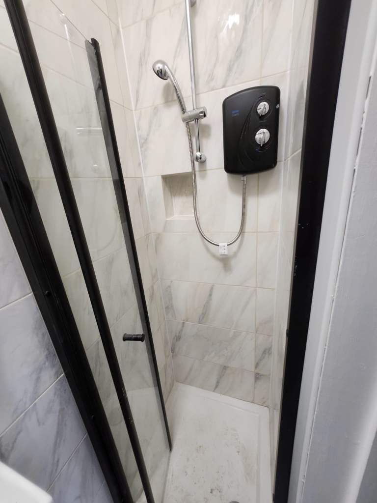 🏡 Premium En-Suite Room with Private Kitchenette in Lewisham, SE6 2DH | £1,200 PCM | All Bills Included