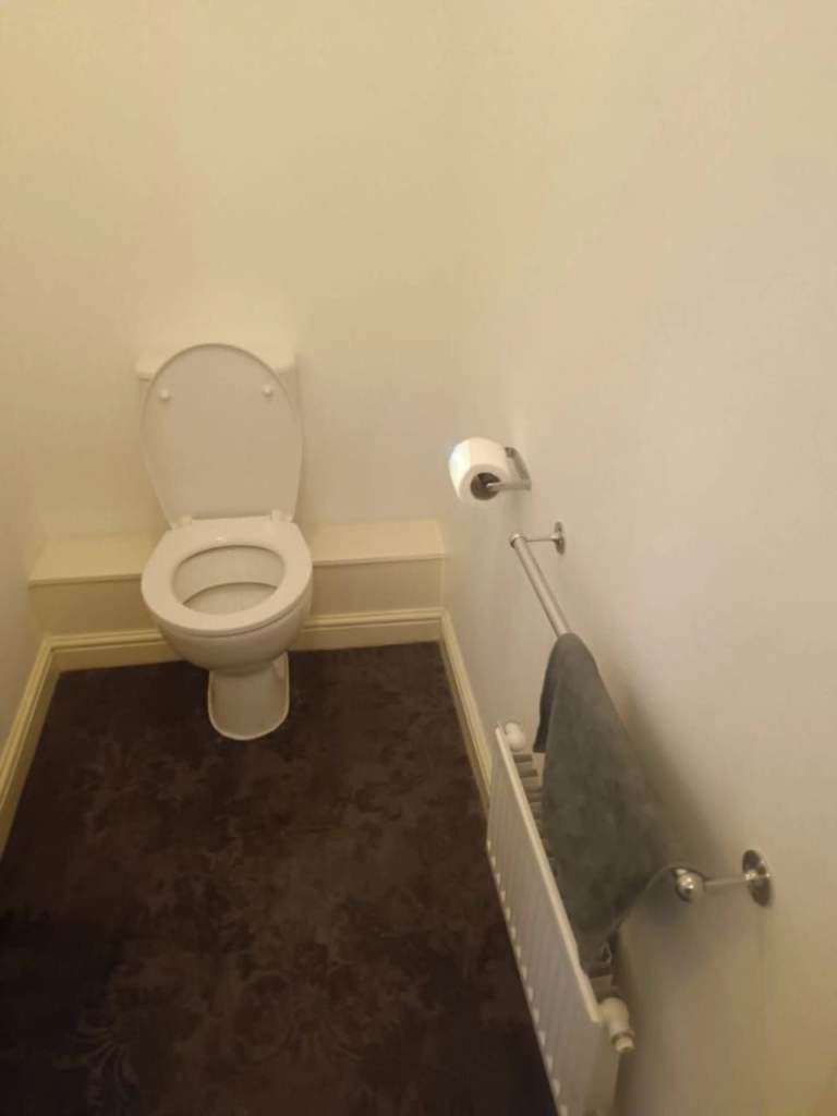 🏡✨ Furnished Single Room in Clayton M11 4XB – £480 pcm | Tram, Bus & Shops Nearby!