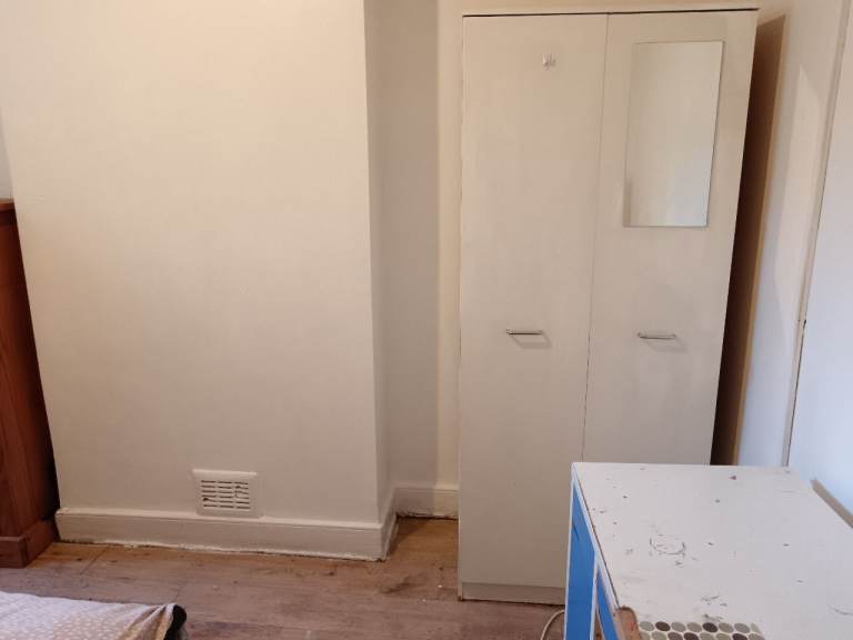 🏠 DOUBLE ROOM TO RENT – GREEN STREET, Plaistow E13 9DA