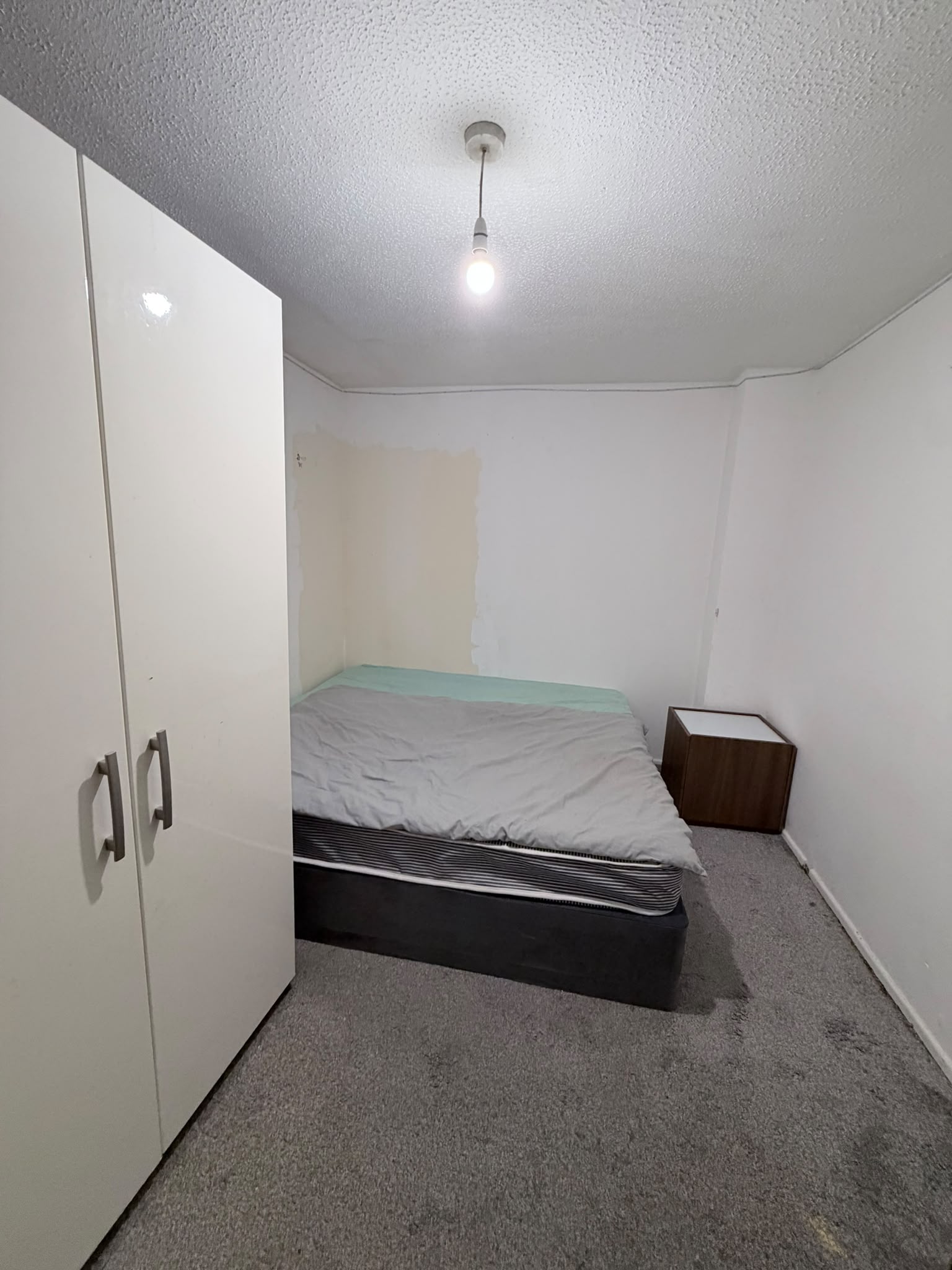 🏡 DOUBLE ROOM TO LET – ABERCARN CLOSE, CHEETHAM HILL, MANCHESTER M8 9AL