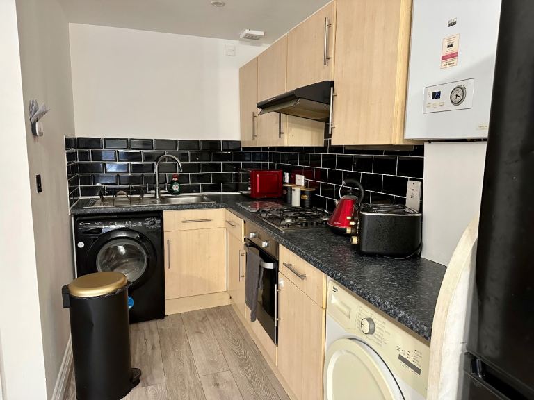 2-BEDROOM FLAT TO RENT – SOUTHSEA, PORTSMOUTH PO5 3DG 🌊