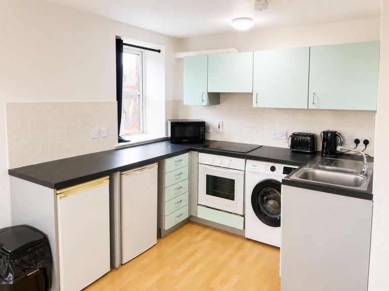 2 Bed, 2 Bath Flat with Free Parking, Bills Included, Leicester West End (LE3) Leicester, Leicestershire £1,250pm