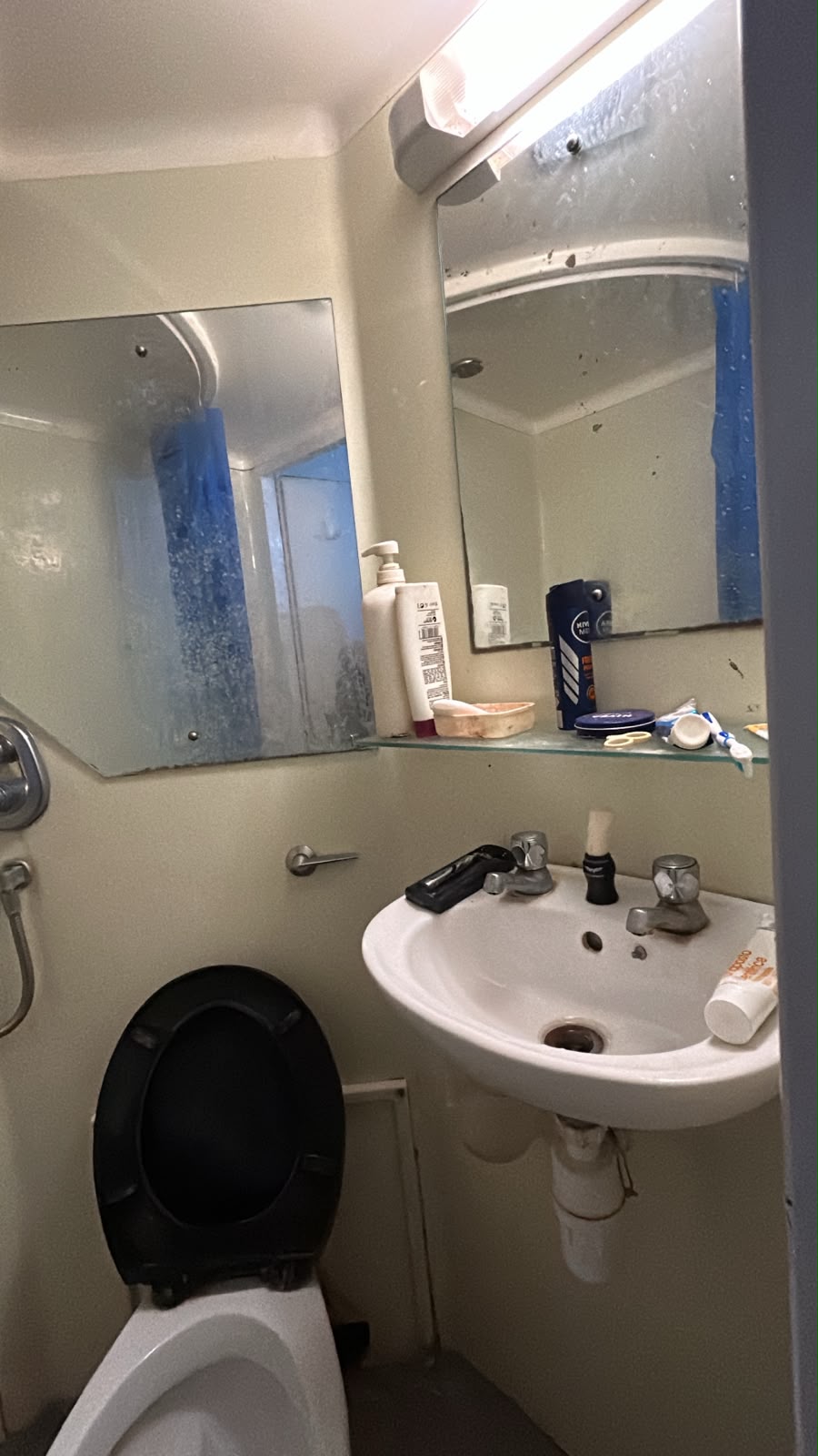 Self-Contained Studio to Rent in Hounslow, TW3 3AA