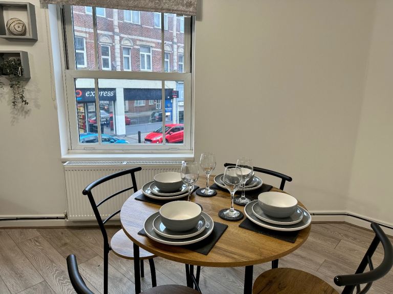 2-BEDROOM FLAT TO RENT – SOUTHSEA, PORTSMOUTH PO5 3DG 🌊