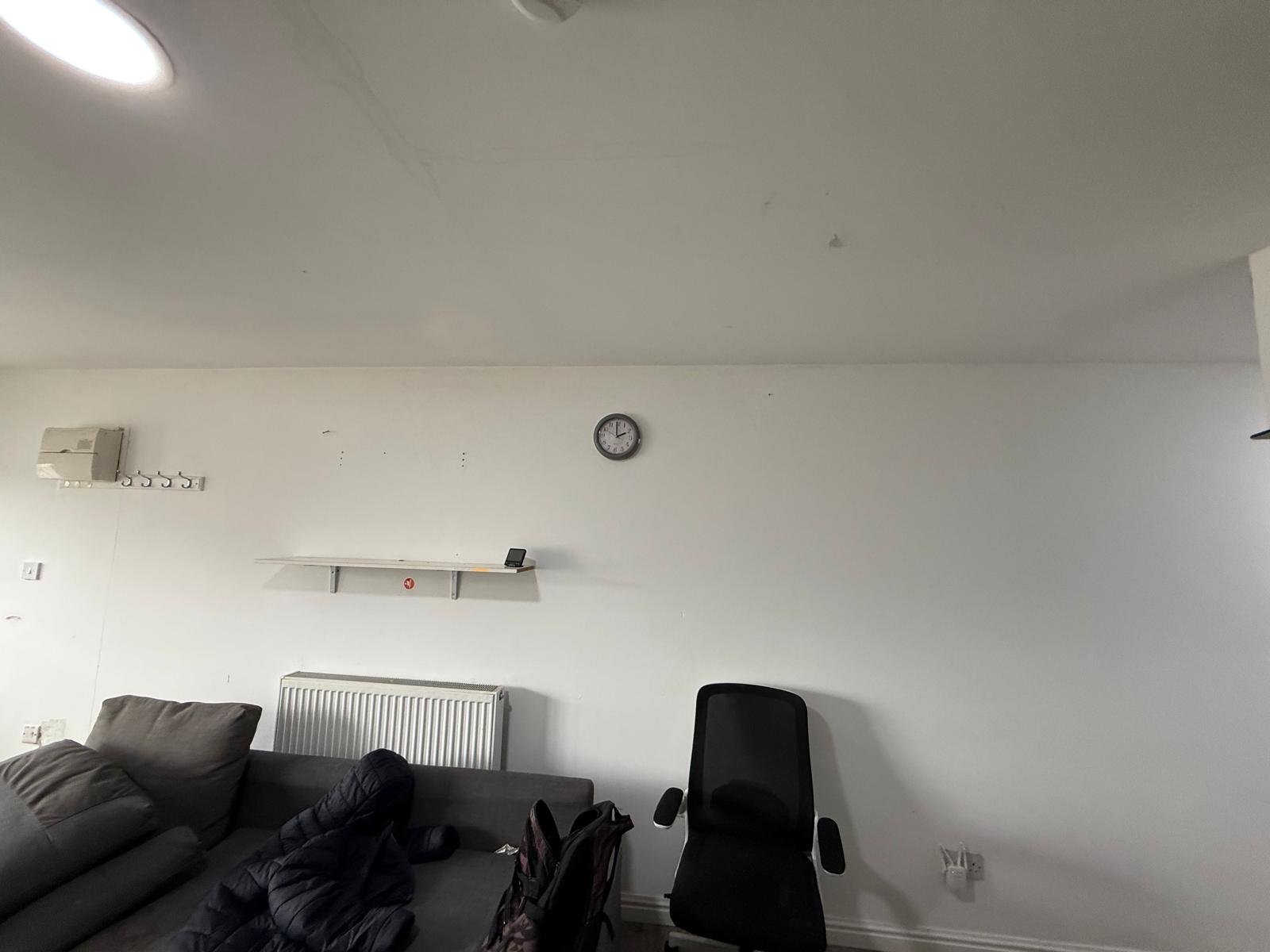 Double room for a female in a 2-bed flat in Rusholme M14 7WB
