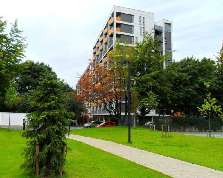 Double Room Available in Trinity Court, (M15 6AR)