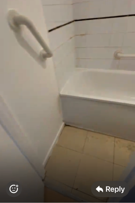 2-bedroom flat at Fontley way, Putney SW15 4NF