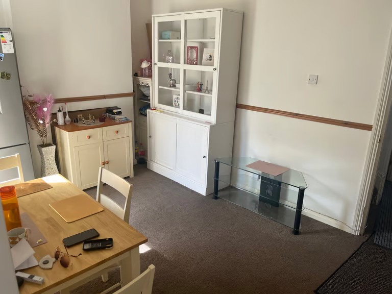 Room to let