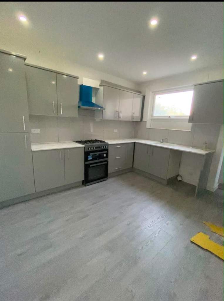 🏡 3-Bedroom House at New rd, Rainham RM13 8SL – Furnished, Refurbished & Great Transport Links! ✨