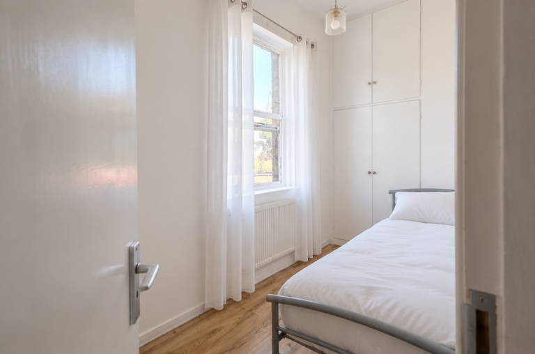 Single Room Queen’s Park – £900 PCM – ALL BILLS INCLUDED (NW6 6NN)