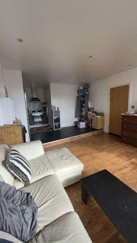🏙️ Fantastic Fully Furnished 2-Bedroom Apartment with Secure Parking | Metropolitan Apartments, Leicester City Centre | LE1 3RF