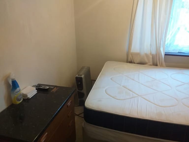 FURNISHED DOUBLE ROOM (Single person)– COSGROVE CLOSE, WESTWOOD, PETERBOROUGH PE3 7JN ✨