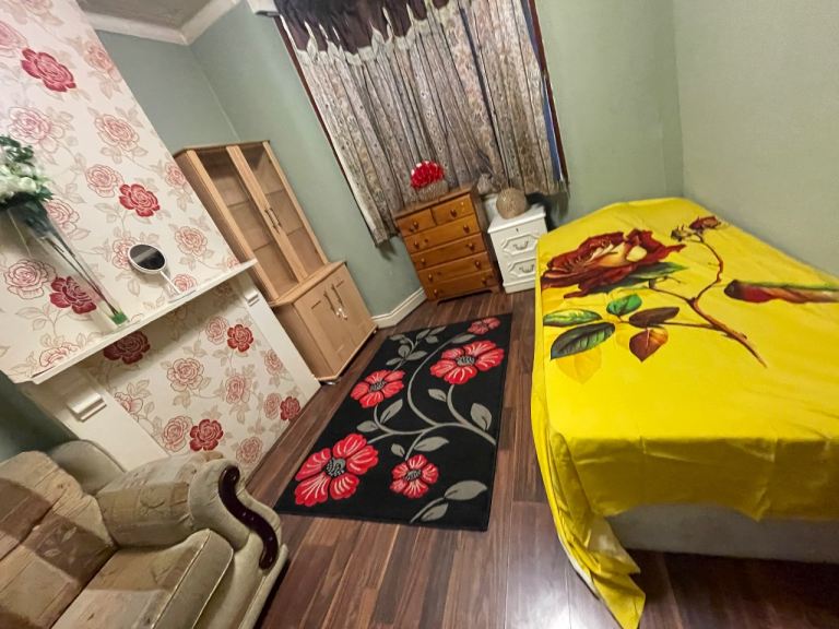 🏡 Furnished Single Room in Coventry, CV6 5GY | £350 PCM | All Bills Inclusive