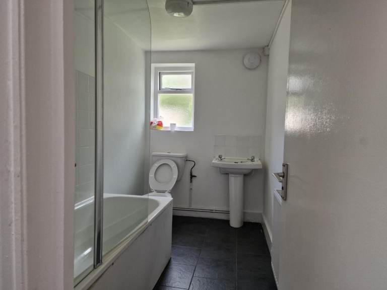 Double Room with garden to rent in Dulwich as flat share (SE22 8PU)