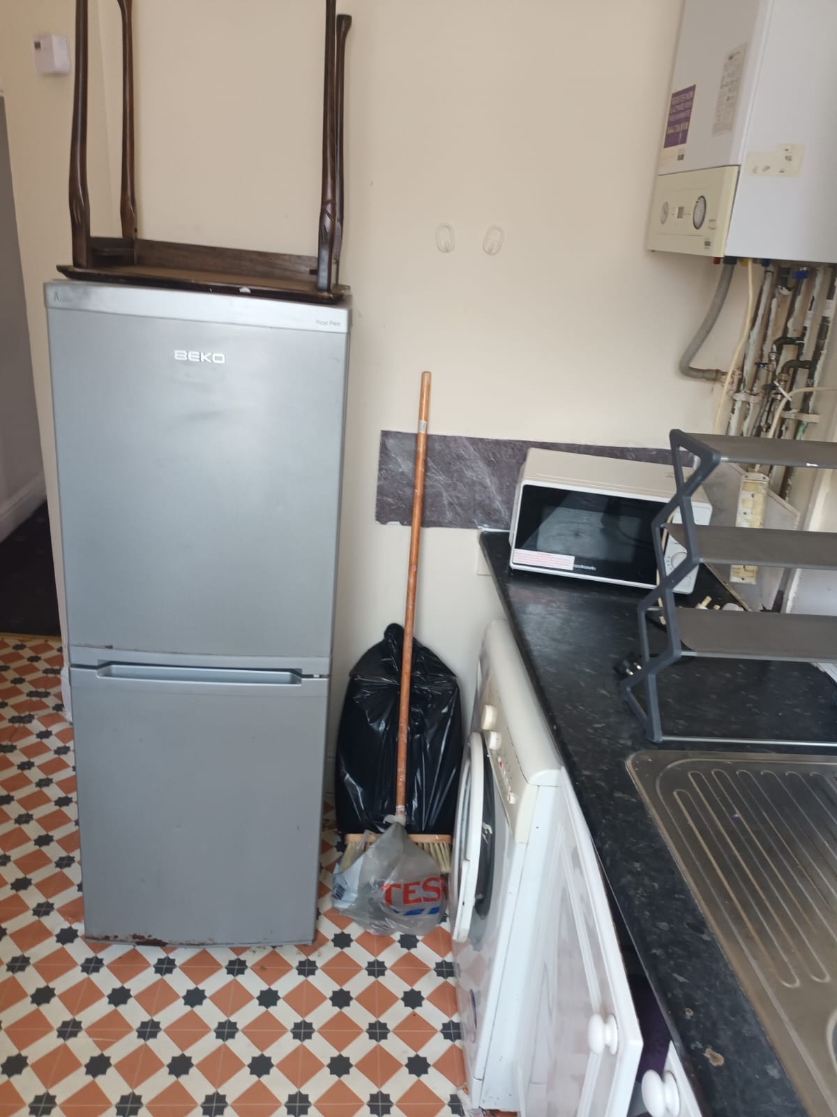 2-bedroom upstairs flat to rent in Whalley range M16 0BG